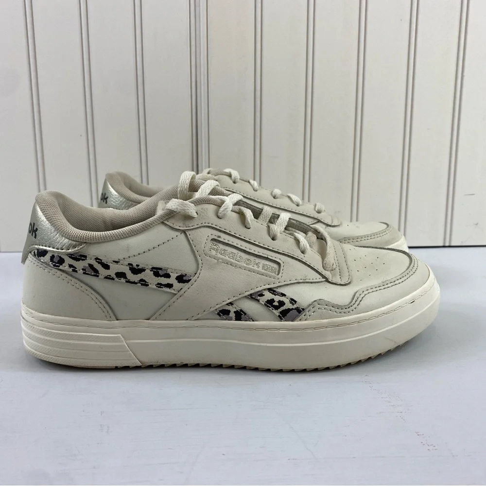 Reebok Women's Club Memt Bold H02786 Beige Leopard Print Sneaker Shoes Size 7.5